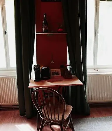 Apartman Sahara With Shared Bathroom In Centre *