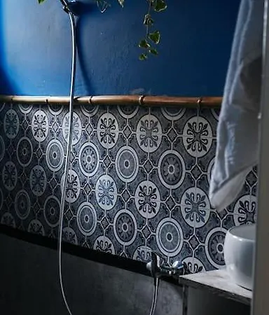 Apartman Sahara With Shared Bathroom In Centre Pozsony