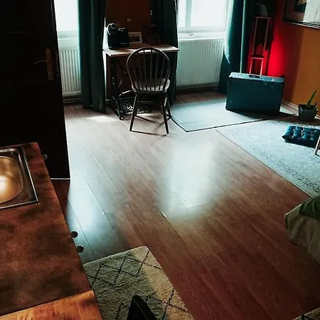 Sahara With Shared Bathroom In Centre * Bratislava