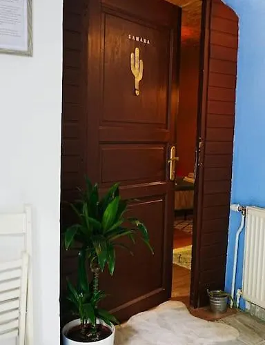 Sahara With Shared Bathroom In Centre ブラチスラヴァ