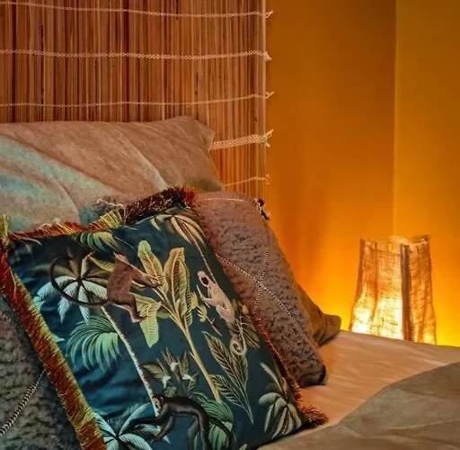 Sahara With Shared Bathroom In Centre * ブラチスラヴァ