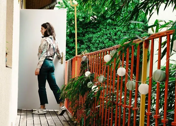 Sahara With Shared Bathroom In Centre ブラチスラヴァ