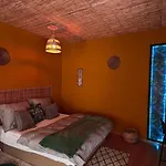 Apartmán Sahara With Shared Bathroom In Centre *