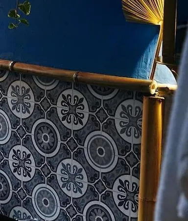 Sahara With Shared Bathroom In Centre Apartamento