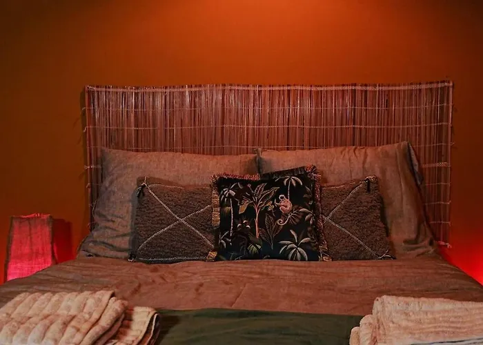 Sahara With Shared Bathroom In Centre Apartamento Bratislava